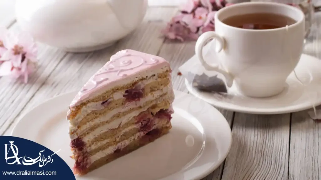 تصویر چای و کیک به عنوان یک گزینه بد برای شروع روز